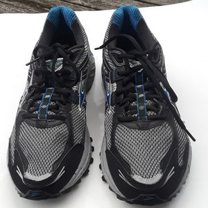 BROOKS  RUNNING SNEAKERS IN SIZE 12
